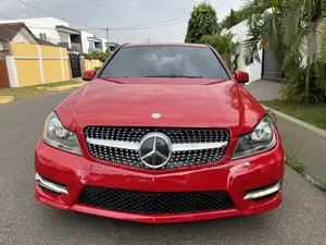 Mercedes-Benz C250 2012 Red