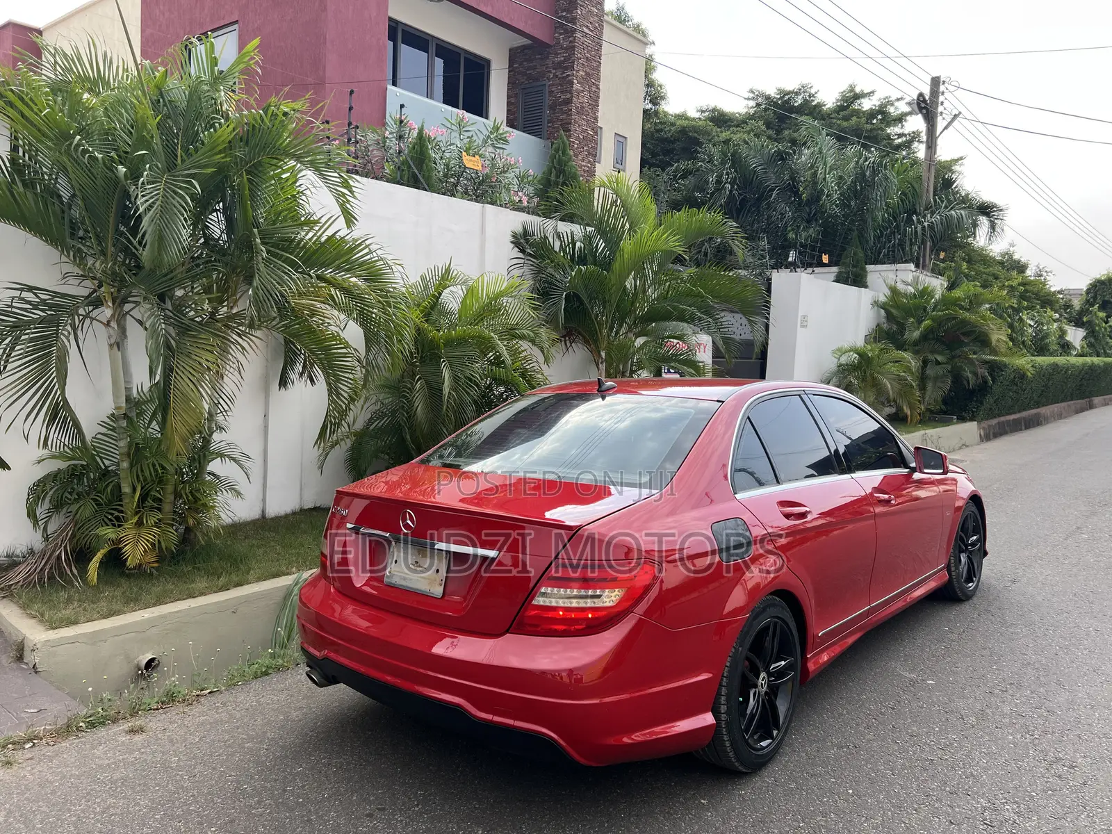 Mercedes-Benz C250 2012 Red