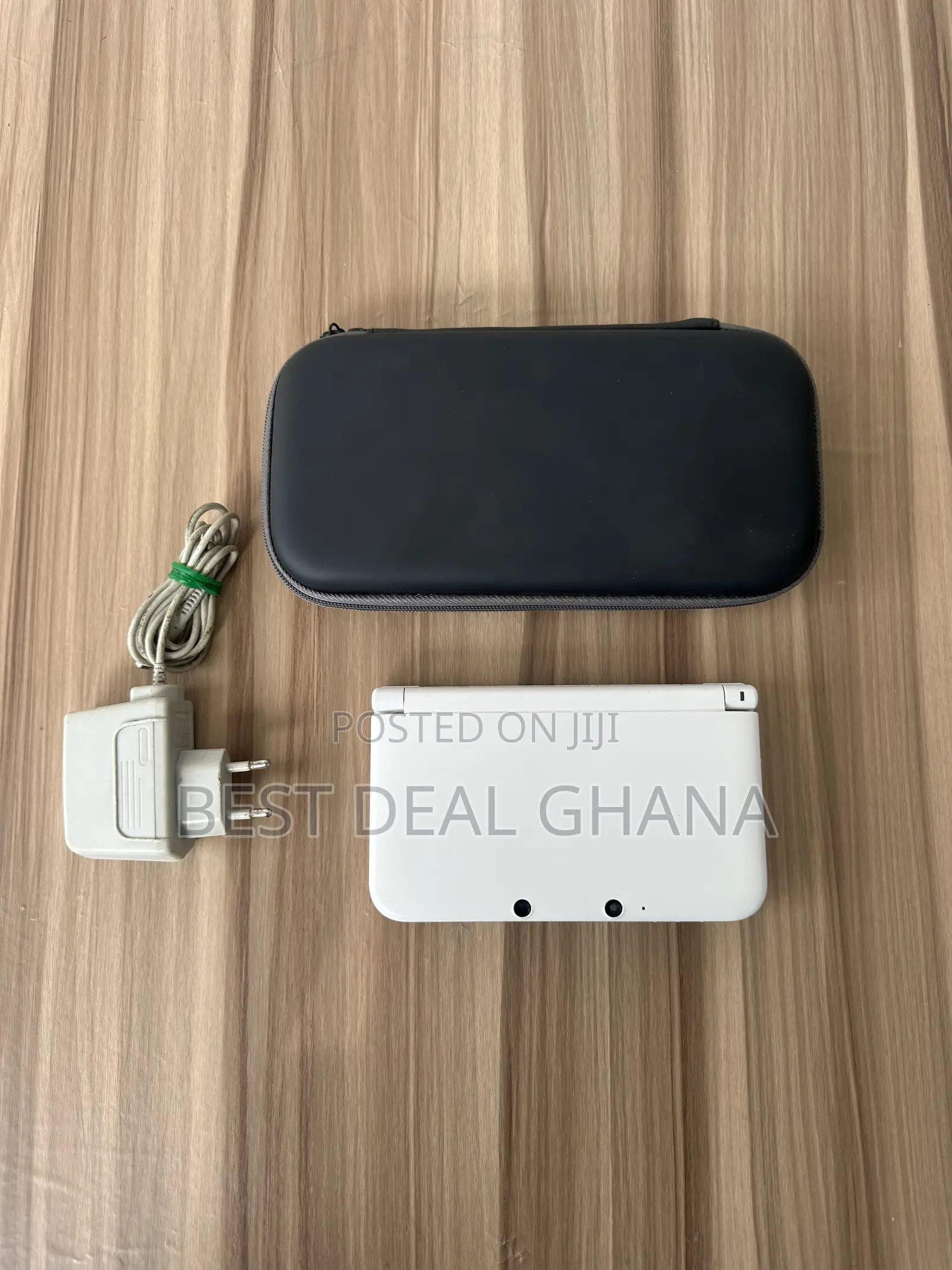 Nintendo 3DS XL Jailbreak With Games and Carrying Case