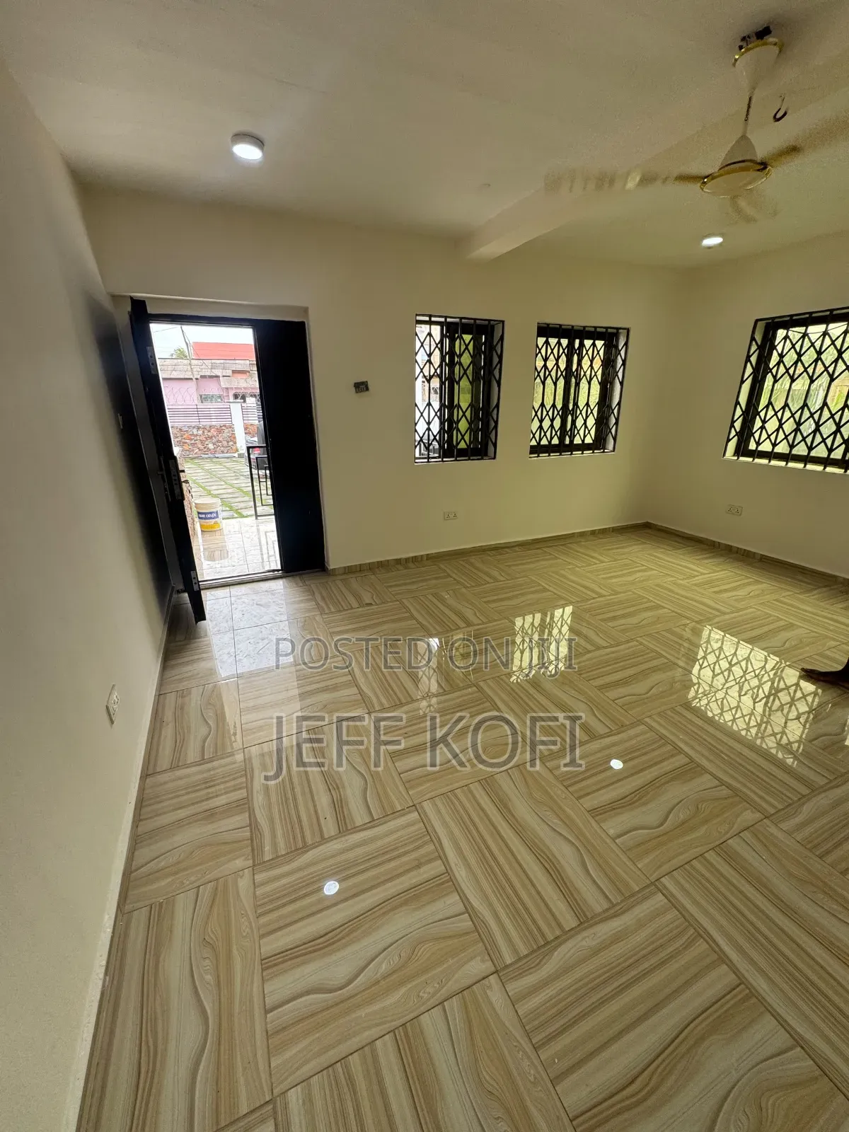 Mini Flat in Quachie Estate, Nyanmekye for rent