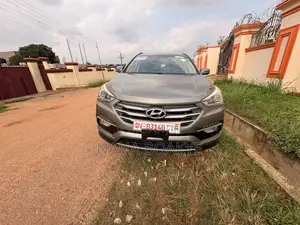 Hyundai Santa Fe SE AWD 2018 Beige
