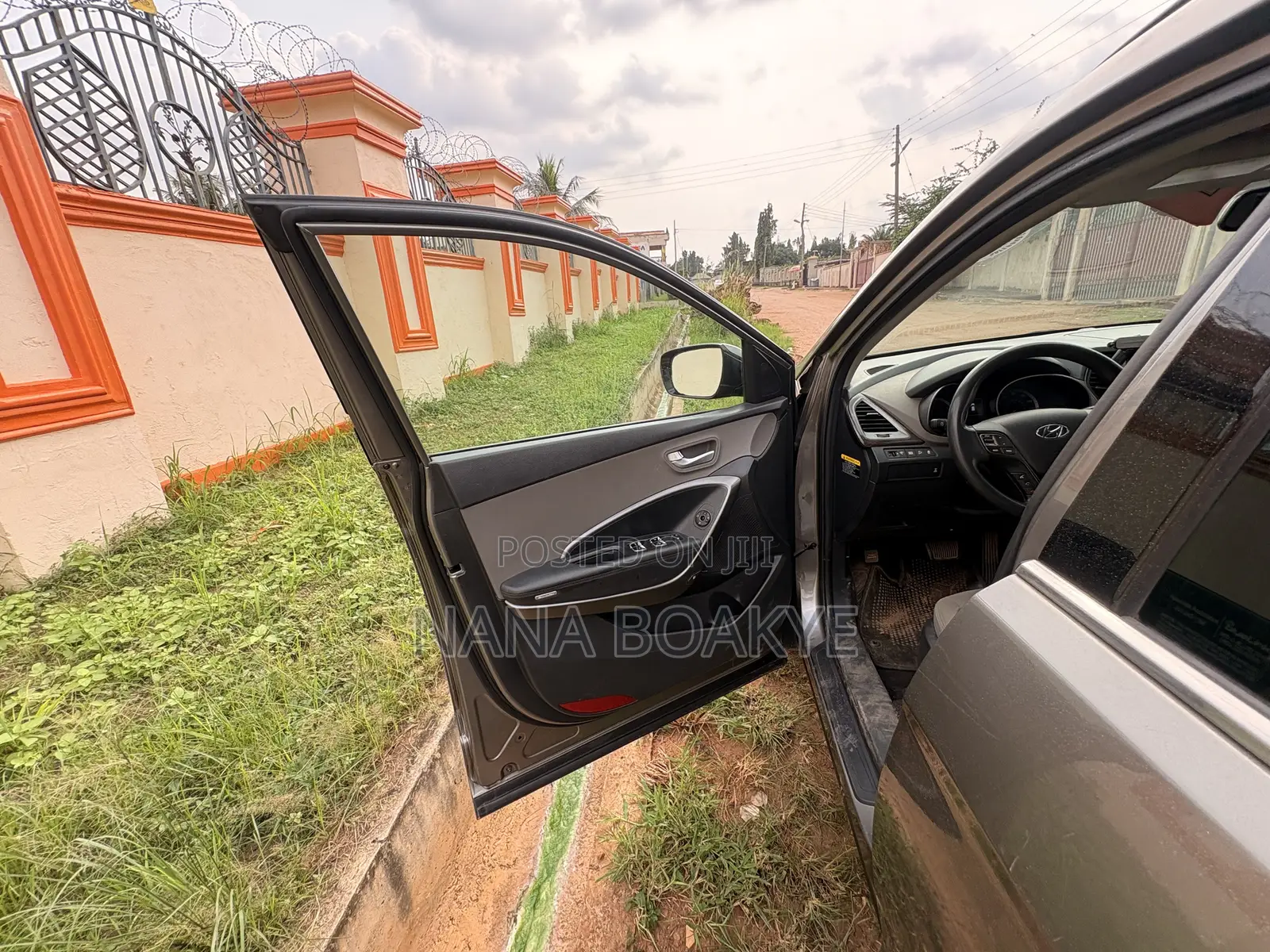 Hyundai Santa Fe SE AWD 2018 Beige