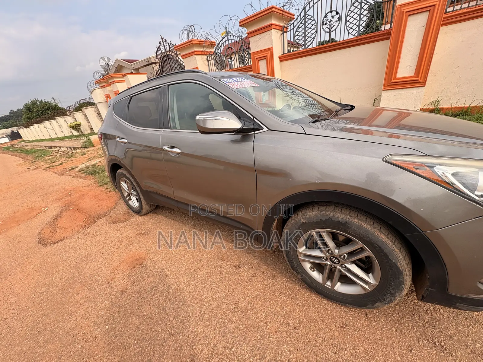 Hyundai Santa Fe SE AWD 2018 Beige