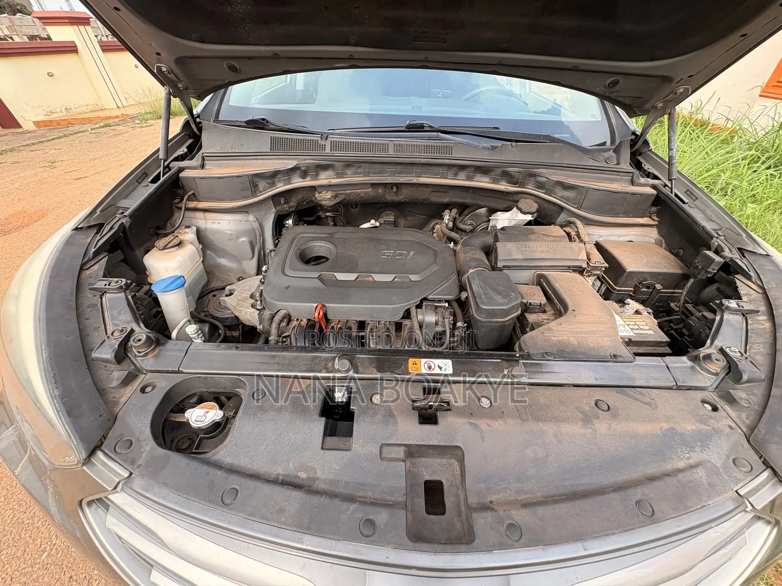 Hyundai Santa Fe SE AWD 2018 Beige