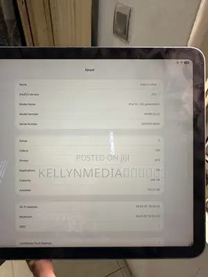 Apple iPad Air (2022) 256 GB Silver