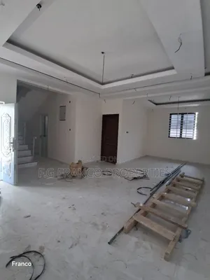 3bdrm House in Kg, Franco, Baatsona Total for sale