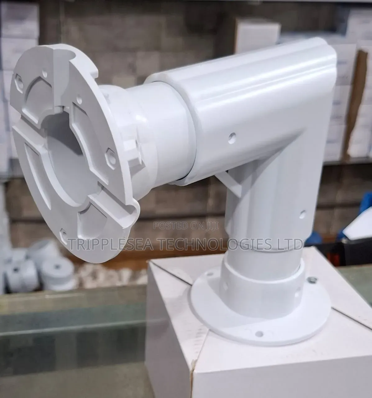 Camera Holder L- Shape
