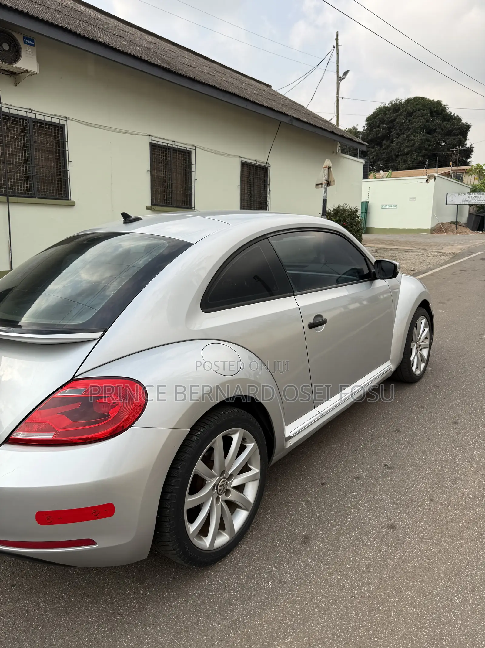 Volkswagen Beetle 1.8T 2dr Hatchback (1.8L 4cyl Turbo 5M) 2015 Silver