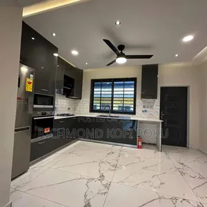 2bdrm Apartment in Kofis Realty, Baatsona Total for rent