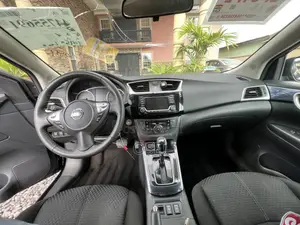 Nissan Sentra SR 2018 Black