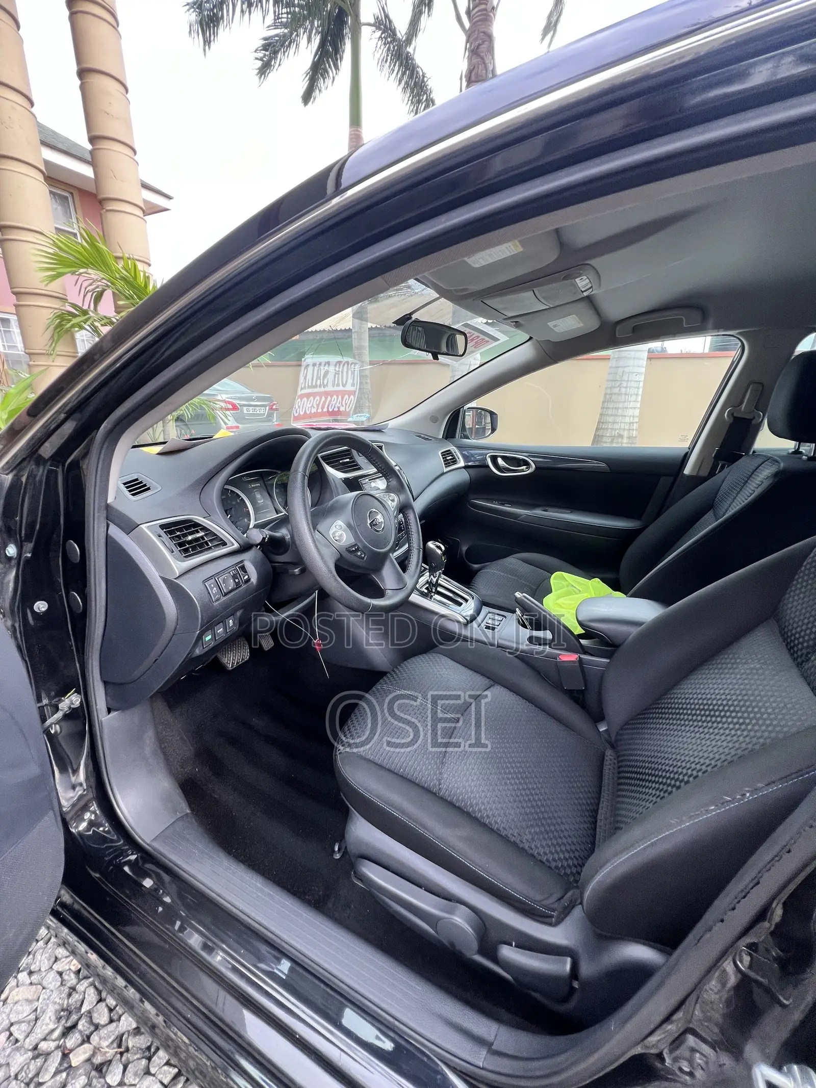Nissan Sentra SR 2018 Black
