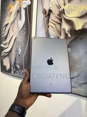 Apple iPad 10.2 (2021) 64 GB Gray