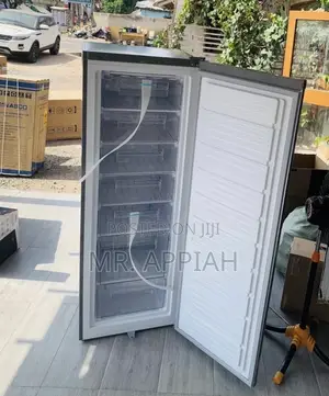 Purchase Classic Pearl PUF-370 1 Door Standing Freezer 