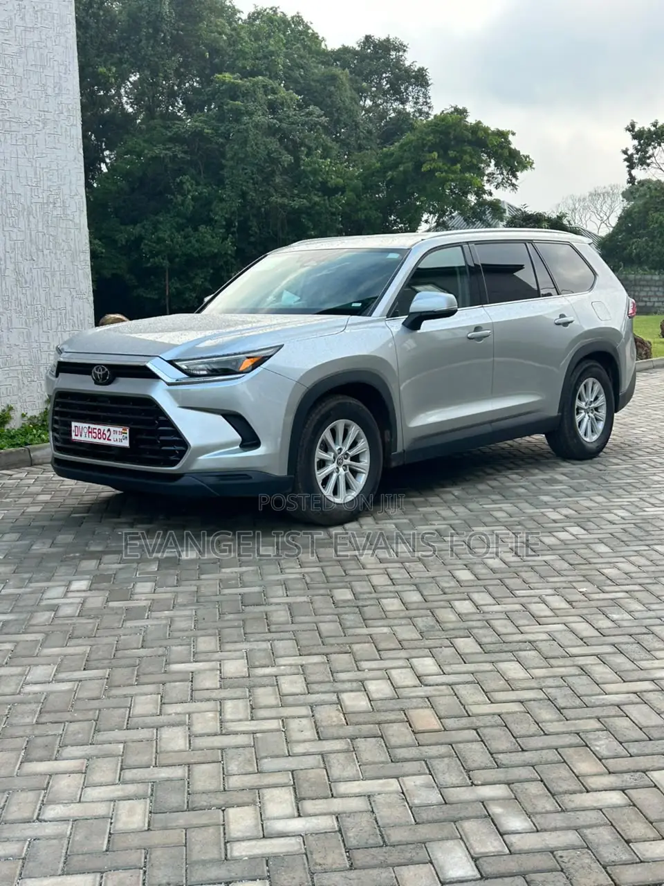 Toyota Highlander XLE 2025 Silver