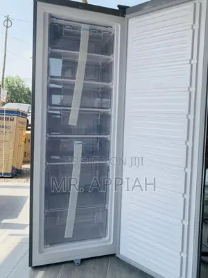 Lovely Design Pearl PUF-370 1 Door Electric Standing Freezer
