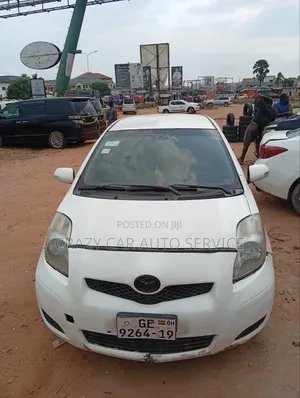 Toyota Vitz 2008 White