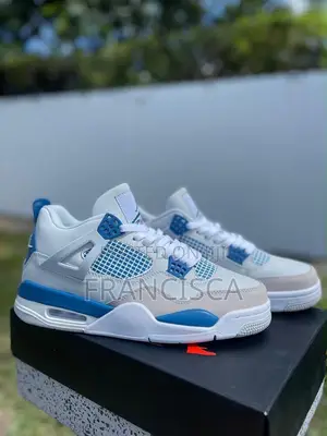 Stylish Jordan 4-Style Sneakers – Unisex