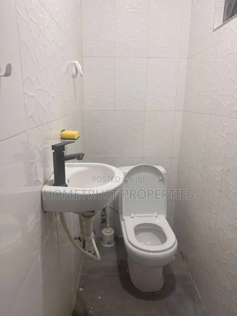 3bdrm House in Kasoa Adade for sale