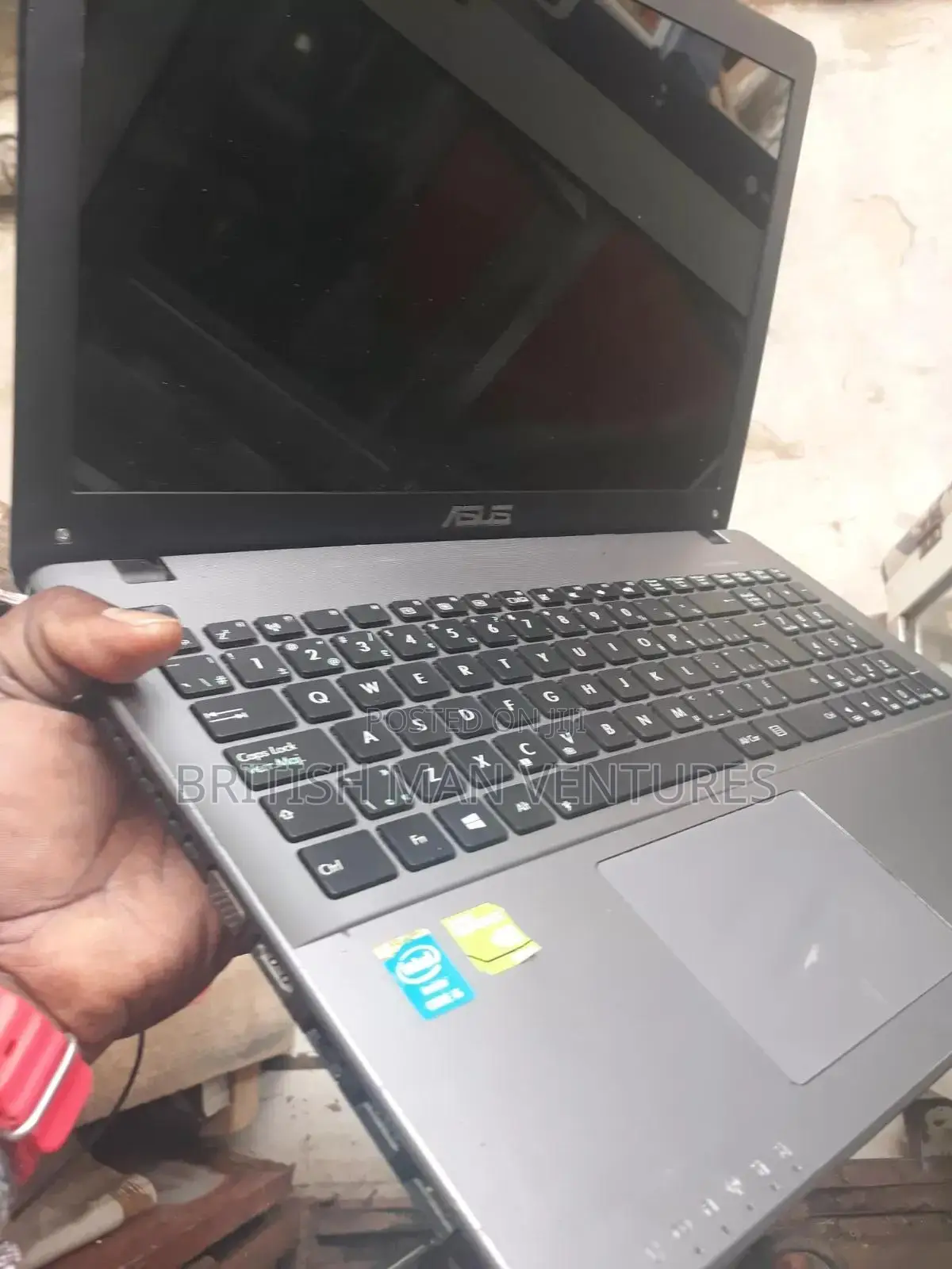 Laptop Asus X550LC 8GB Intel Core i5 HDD 500GB