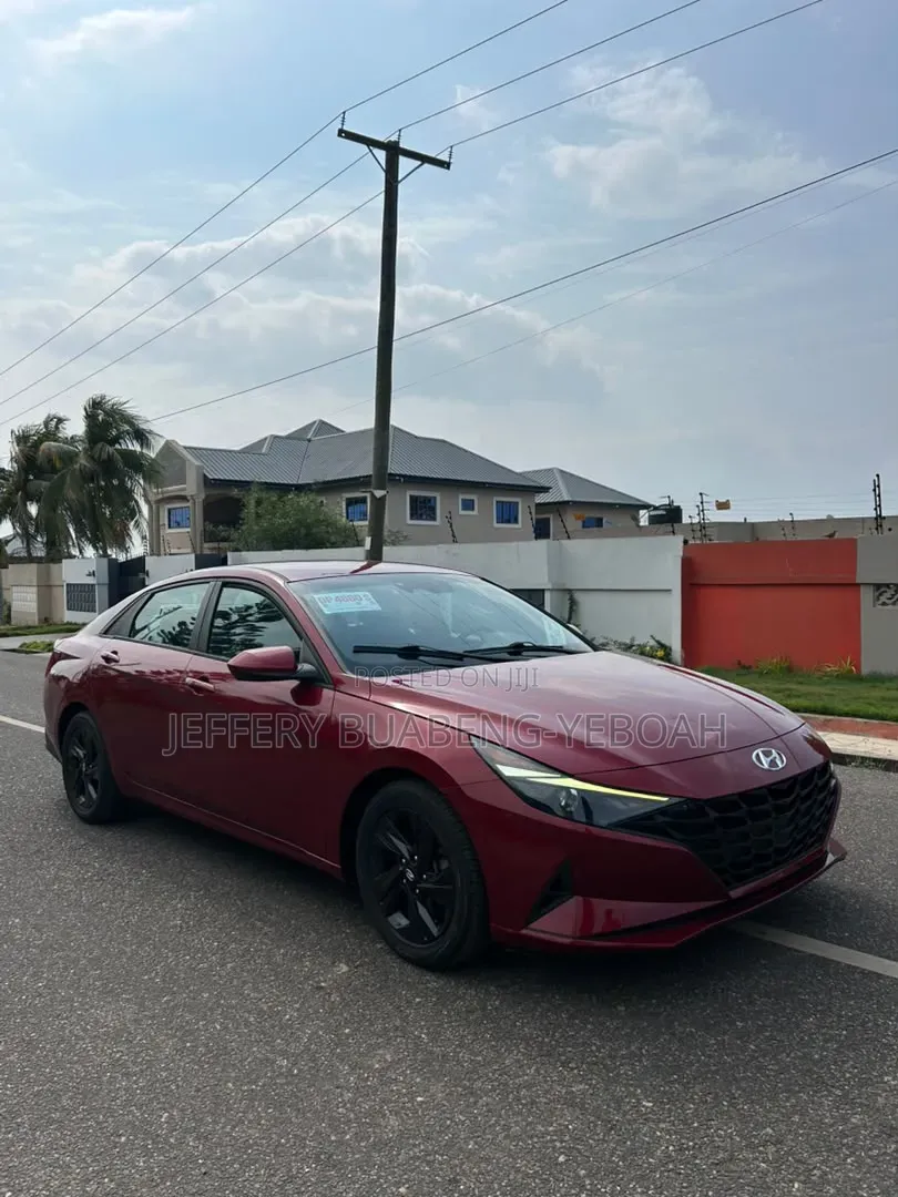 Hyundai Elantra 2021 Red