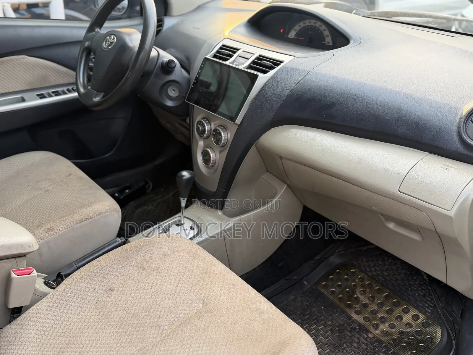 Toyota Belta 2010 Green