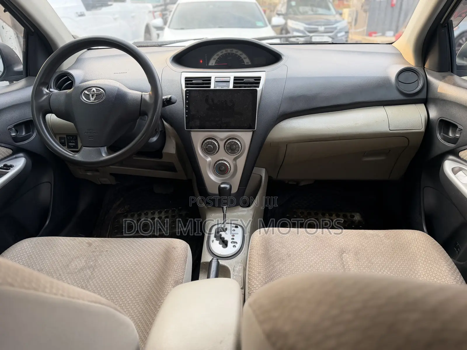 Toyota Belta 2010 Green