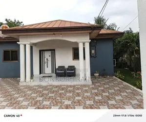 Furnished 3bdrm House in Redrow Estate Phrase, School Junction for rent