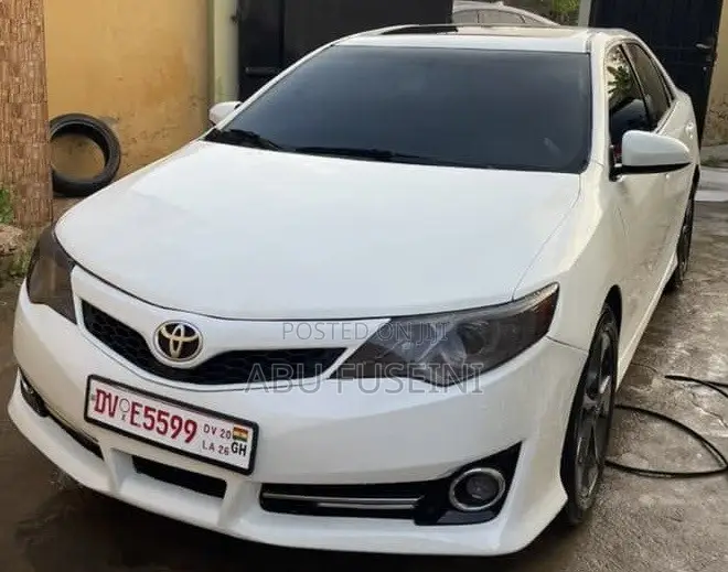 Toyota Camry 2014 White