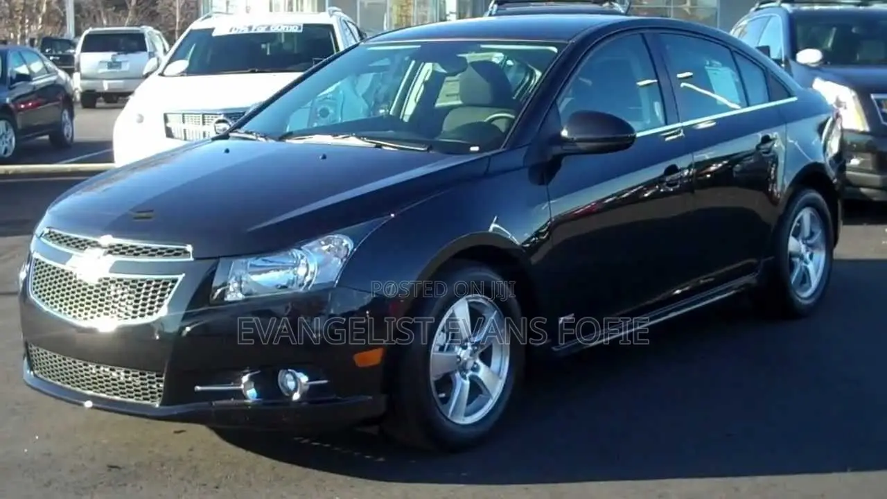 Chevrolet Cruze 2023 Black