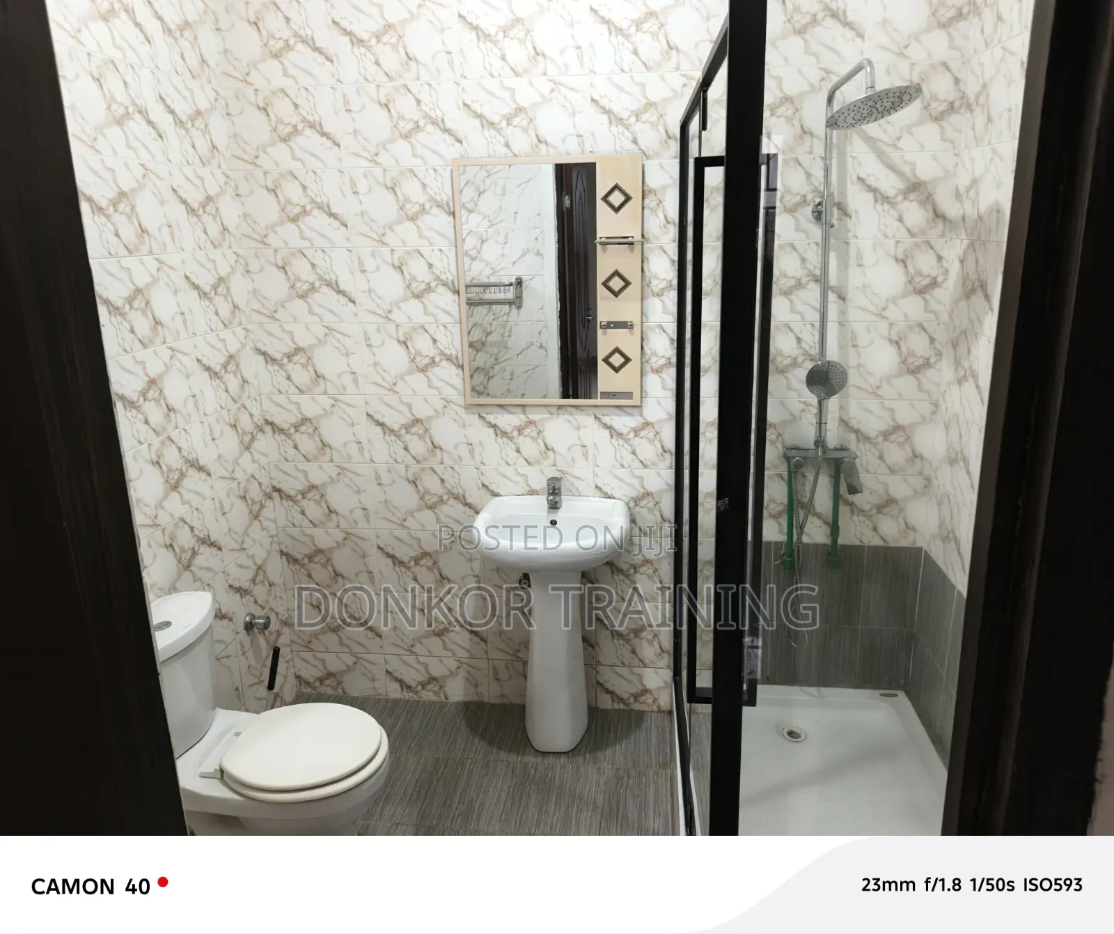 Furnished 3bdrm House in Redrow Estate Phrase, School Junction for rent