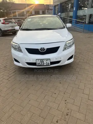 Toyota Corolla 2010 White