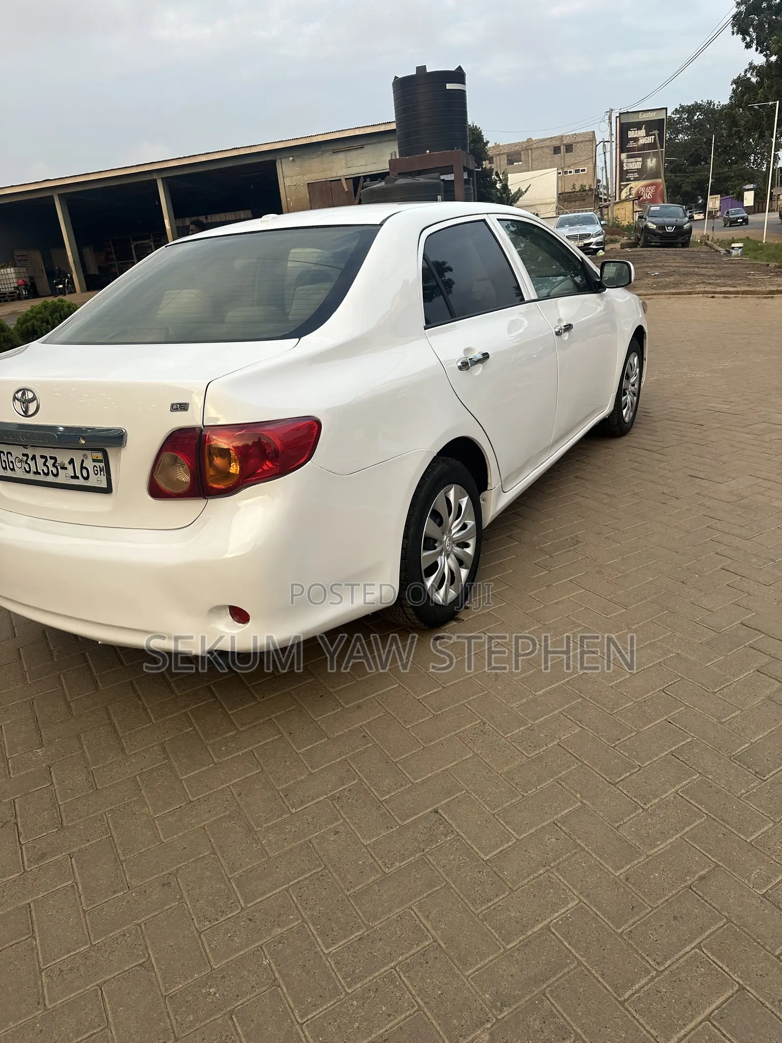 Toyota Corolla 2010 White