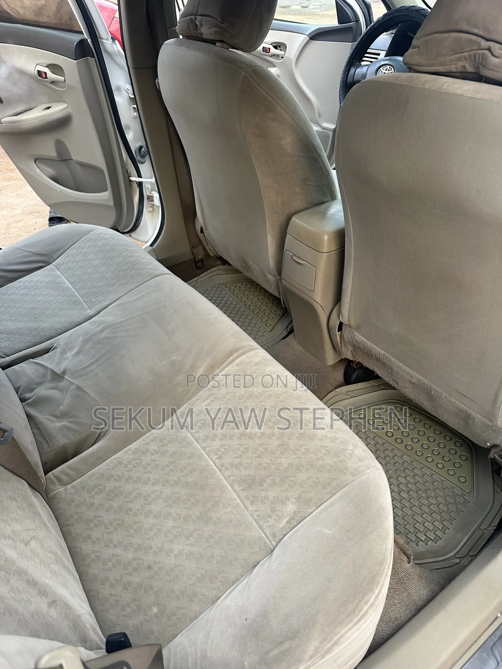Toyota Corolla 2010 White