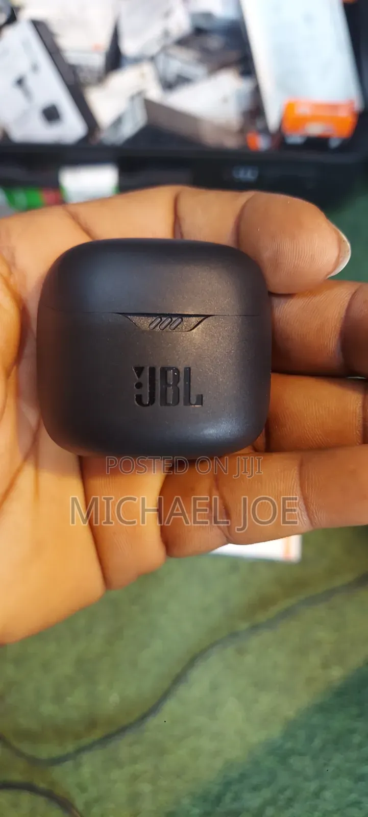 JBL Tune Flex Earbud