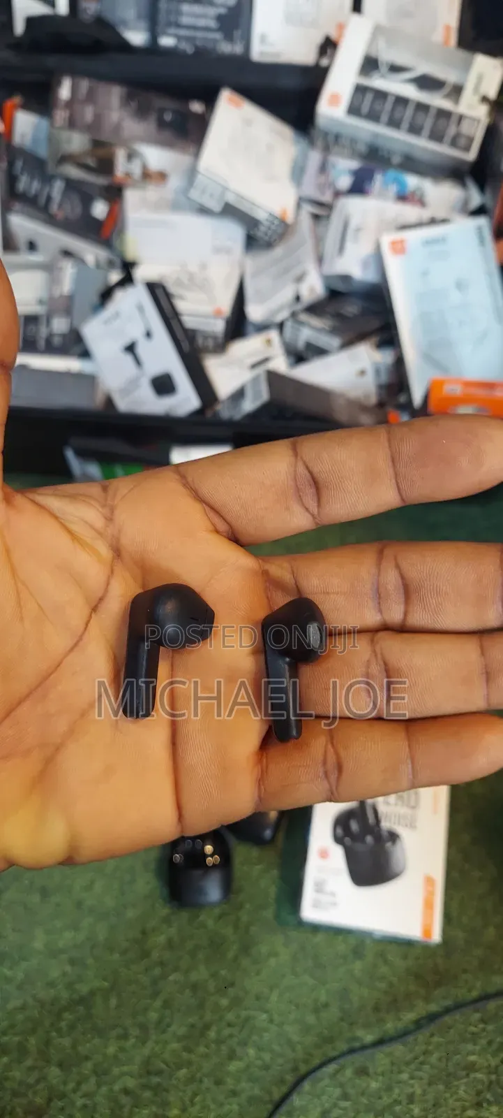 JBL Tune Flex Earbud