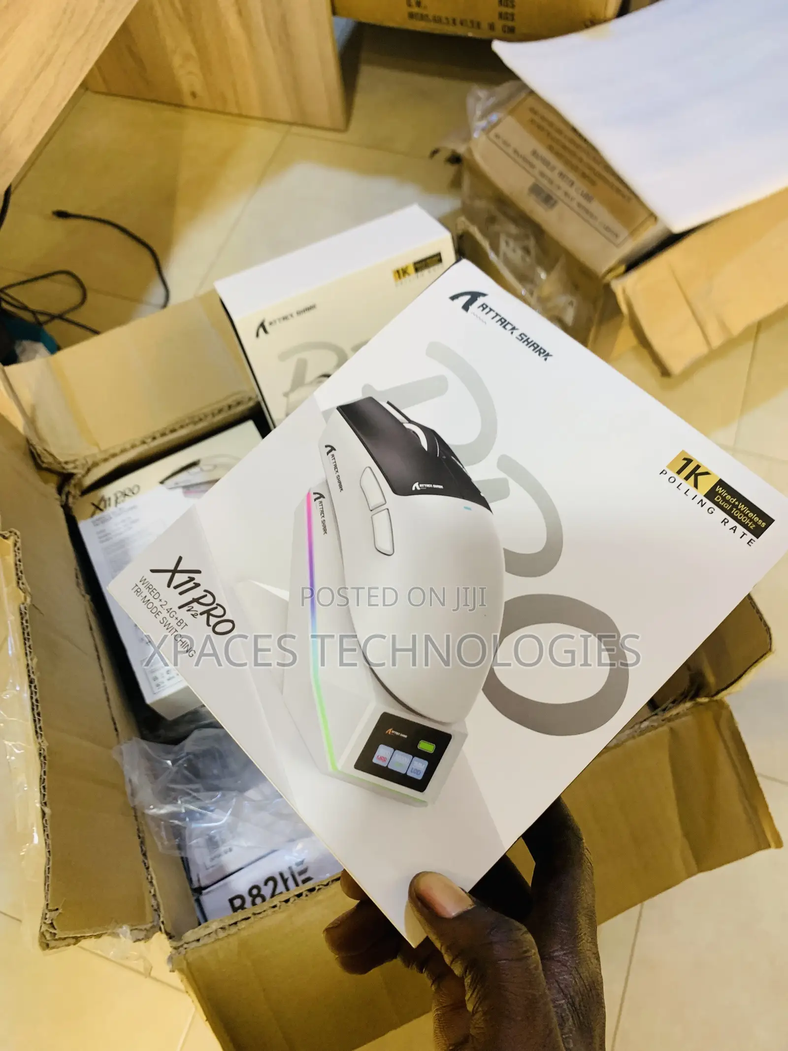 ATTACK SHARK X11 PRO V2 Wireless Gaming Mouse + Display Charging Dock