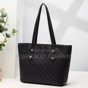 Fashionable Pu Quilted Hand Bag
