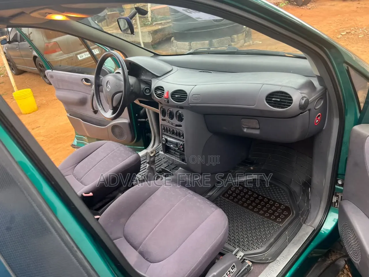 Mercedes-Benz 1420 2006 Green