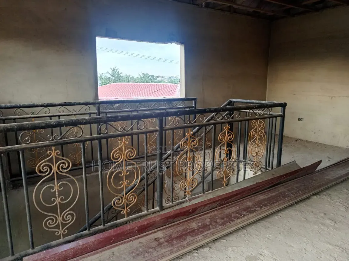 4bdrm Duplex in Amasaman Ashaleja for sale