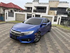 Honda Civic EX 4dr Sedan (2.0L 4cyl) 2017 Blue