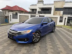 Honda Civic EX 4dr Sedan (2.0L 4cyl) 2017 Blue