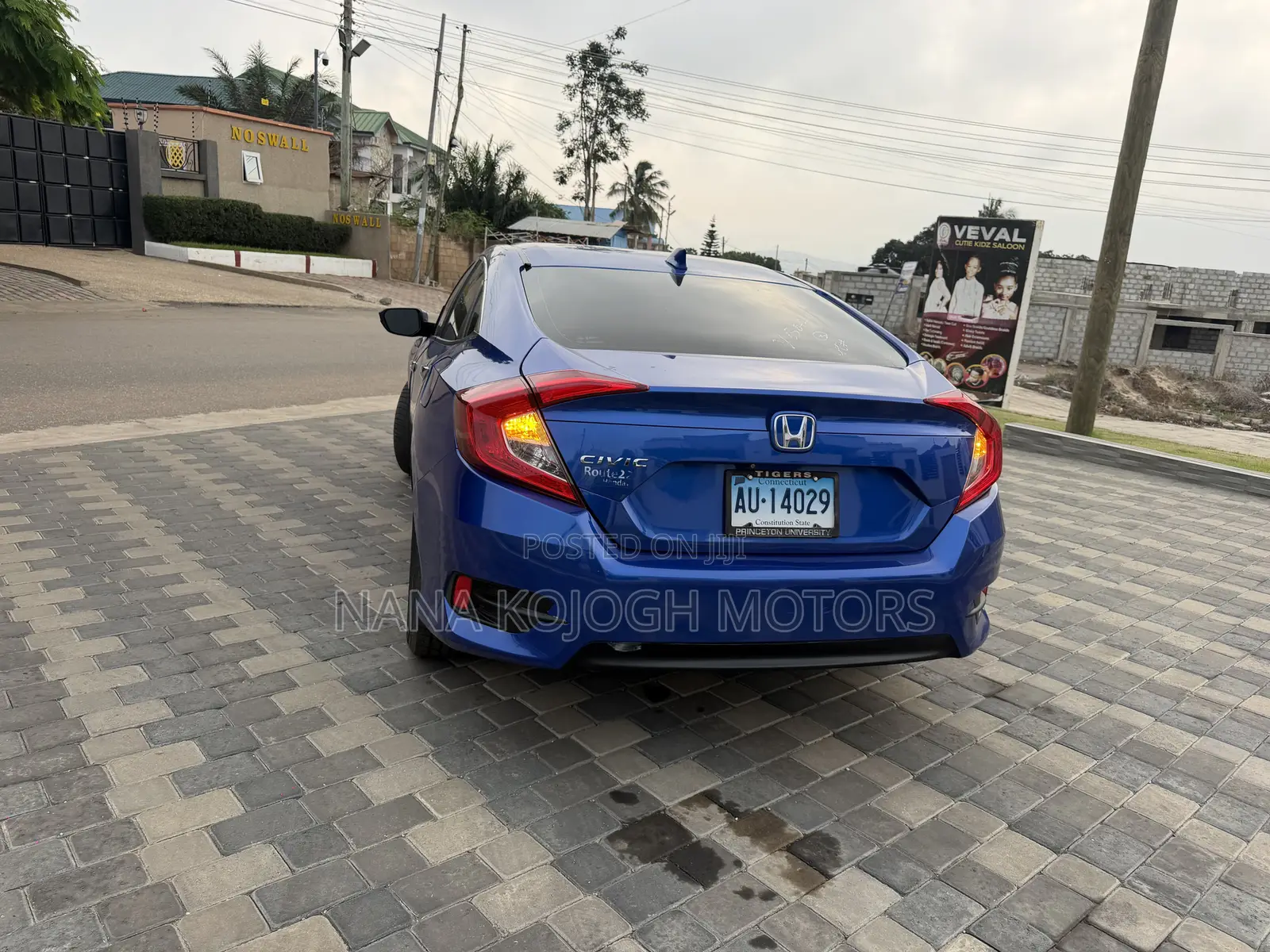 Honda Civic EX 4dr Sedan (2.0L 4cyl) 2017 Blue