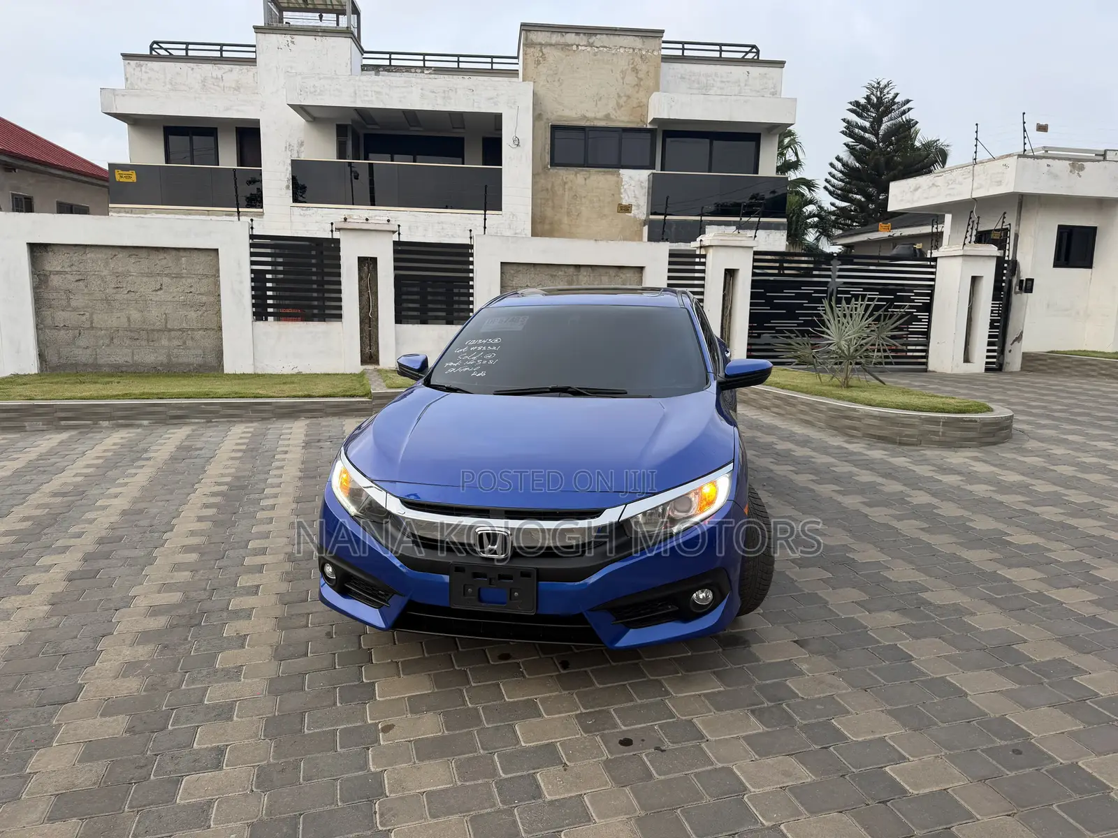 Honda Civic EX 4dr Sedan (2.0L 4cyl) 2017 Blue