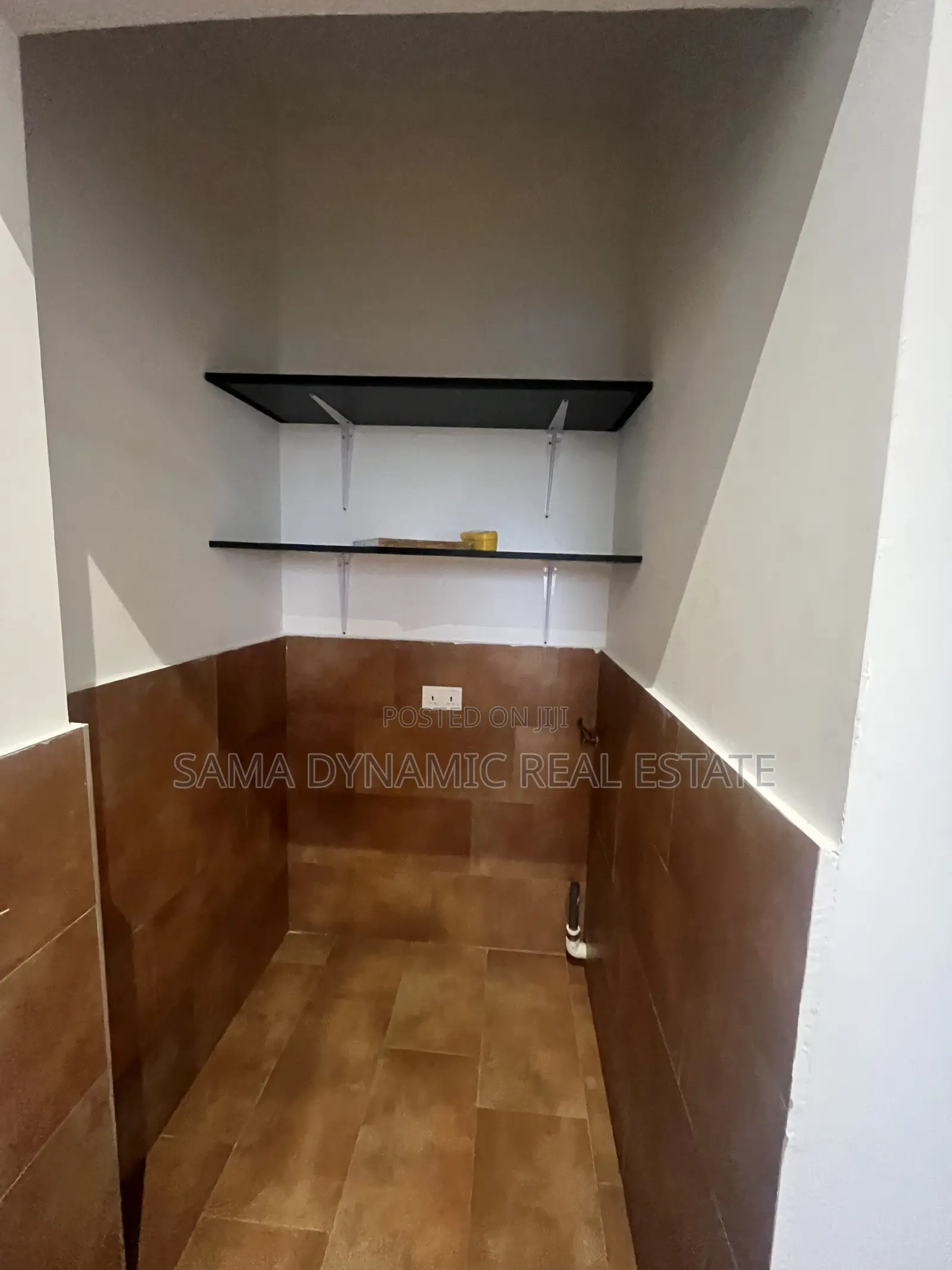 2bdrm Apartment in Tseaddo, Accra Metropolitan for rent
