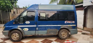 Ford Transit 2005 Blue