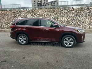 Toyota Highlander 2018 Brown