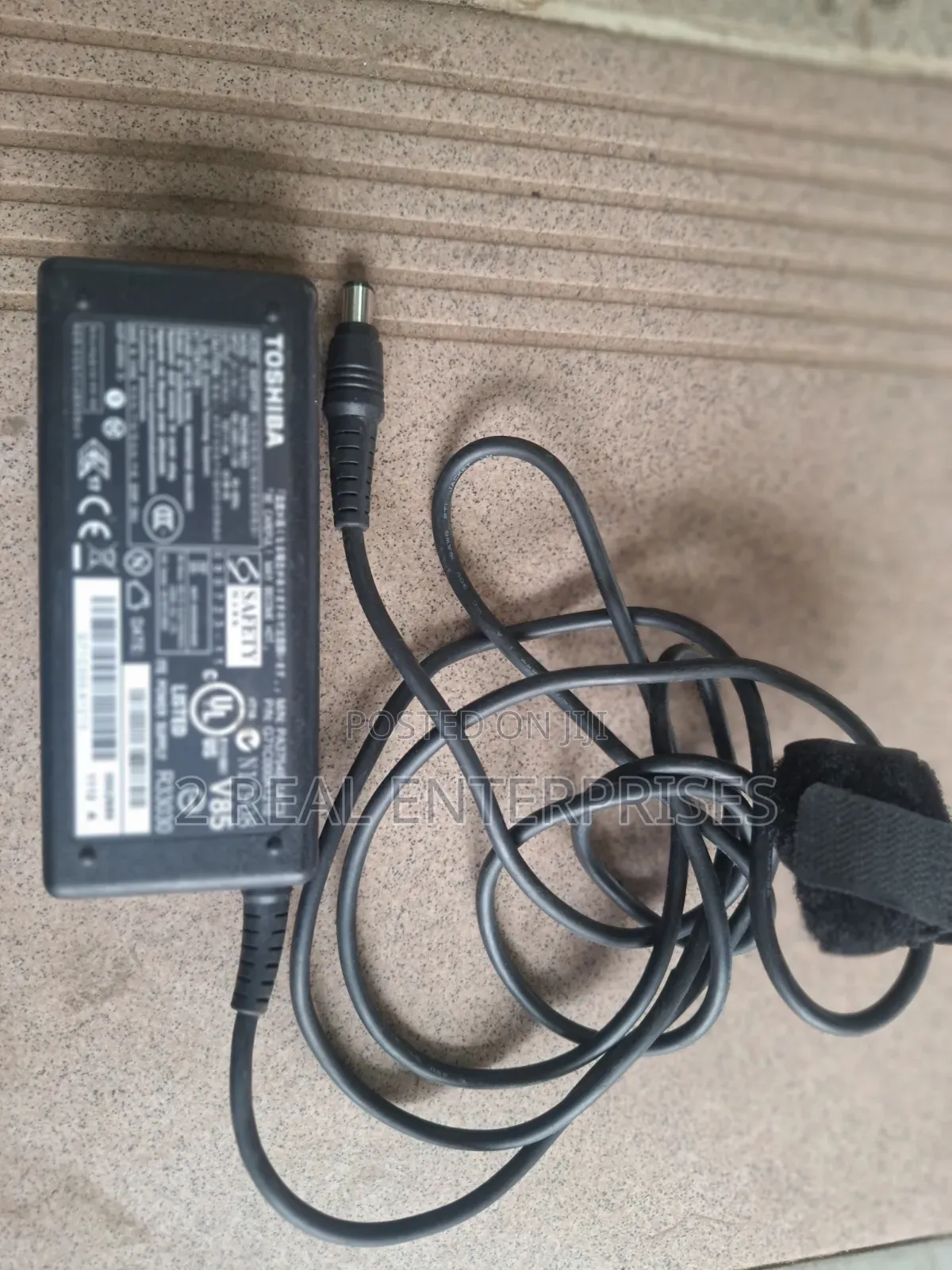 Toshiba Laptop Adapter
