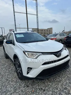 Toyota RAV4 2017 White