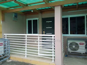 2bdrm Apartment in Pokuase Ayawoso for rent