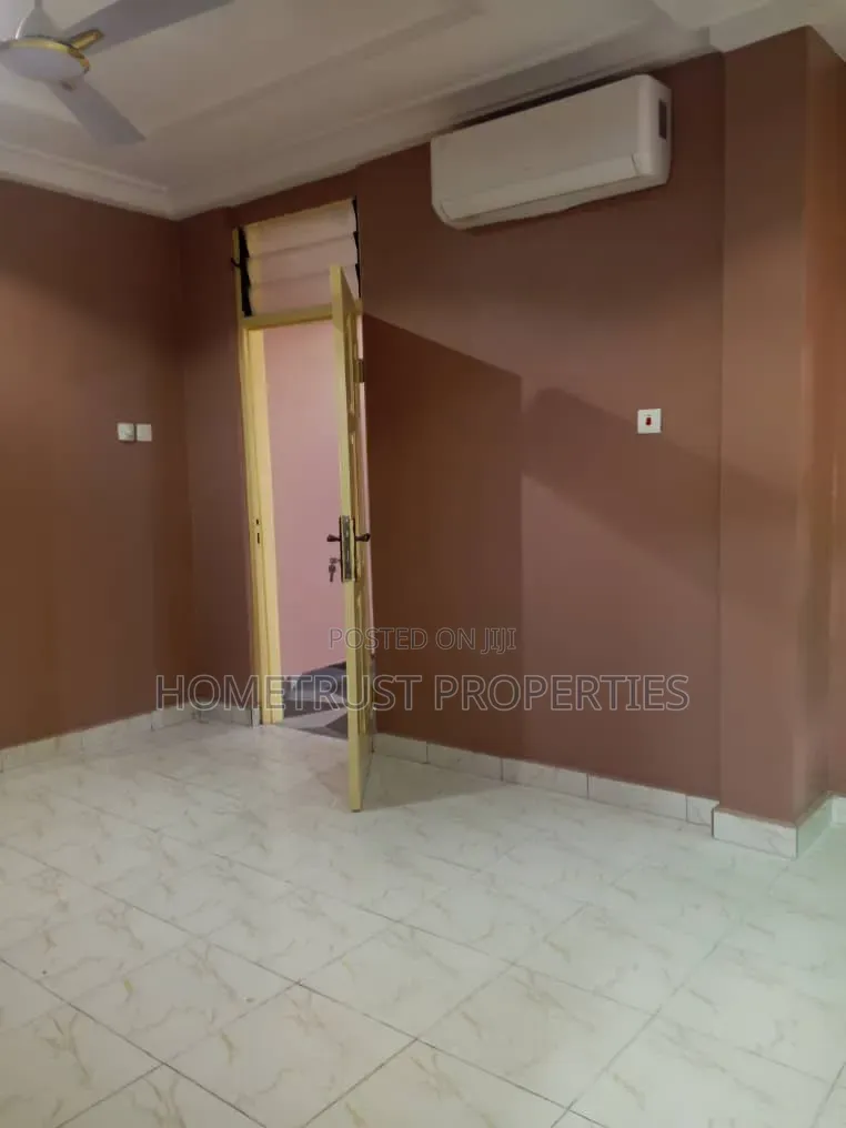 2bdrm Apartment in Pokuase Ayawoso for rent